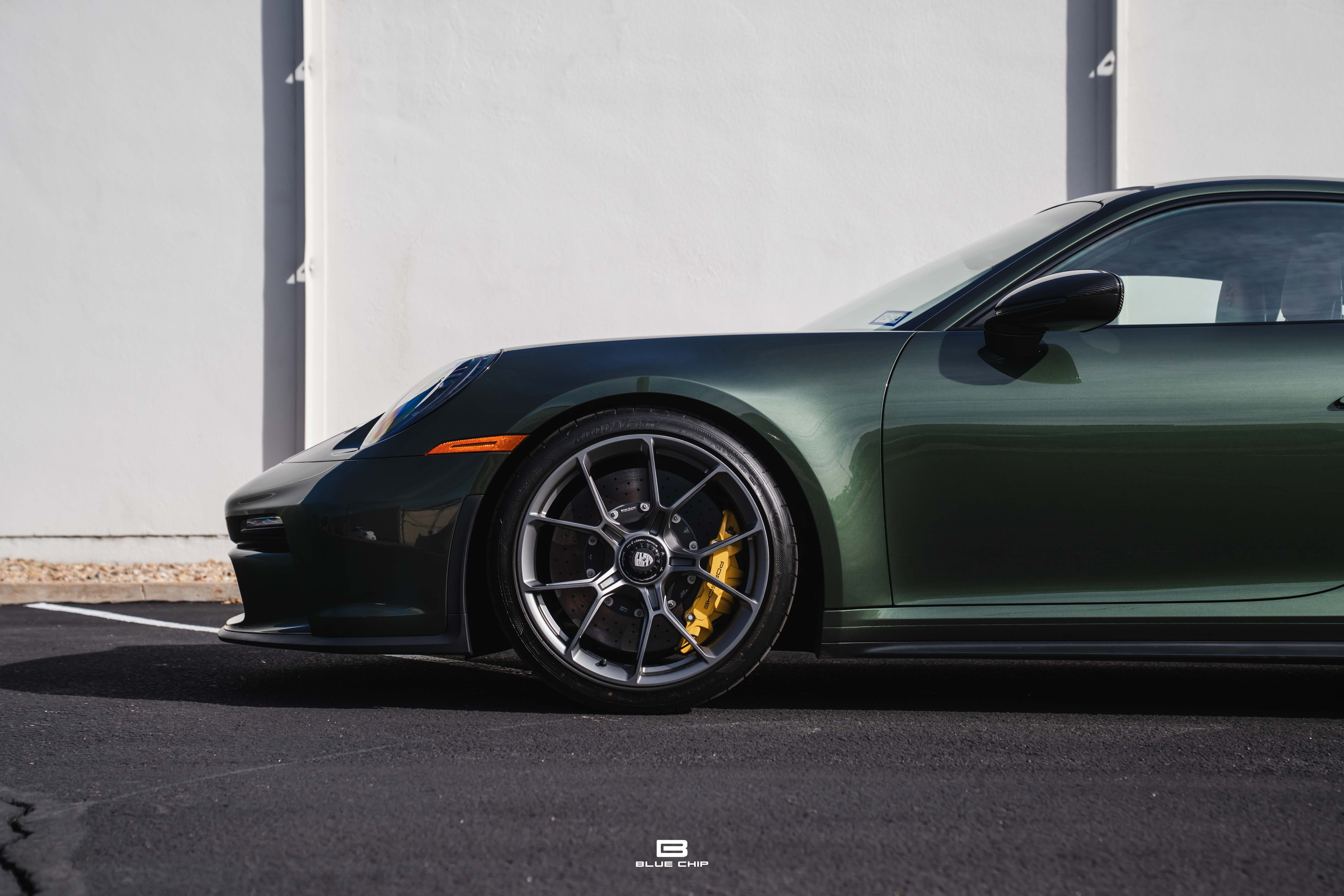 2022 Porsche 911 GT3 Touring photo 3