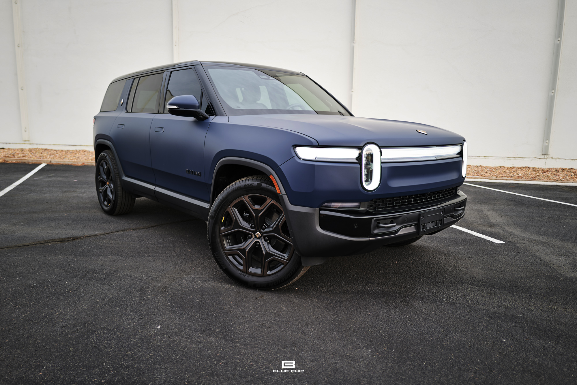 2026 Rivian R1S 