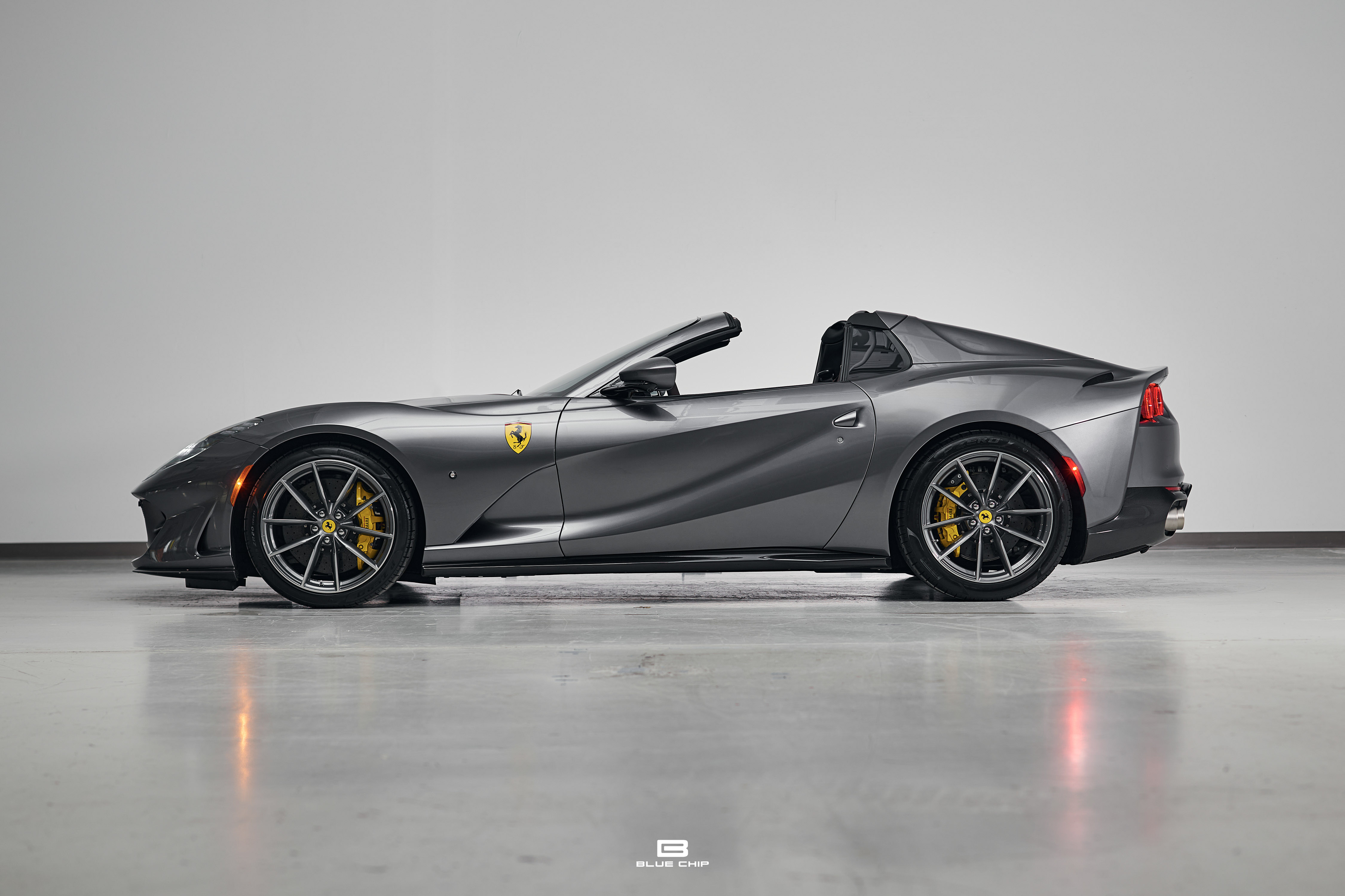 2022 Ferrari 812 GTS