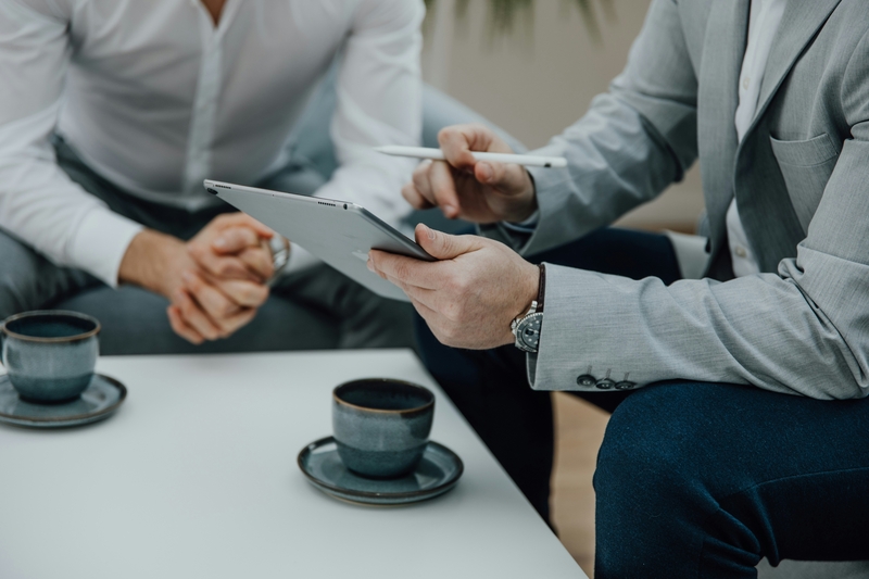 Veja como empresas de médio porte sofrem com a demora e o amadorismo na tomada de decisão. Escolhas rápidas, racionais e baseadas em análise de riscos podem garantir o sucesso dos negócios