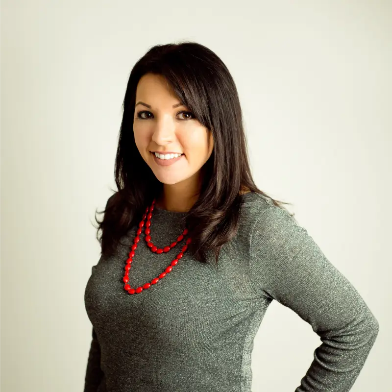 Headshot of Jacqueline Niccolai