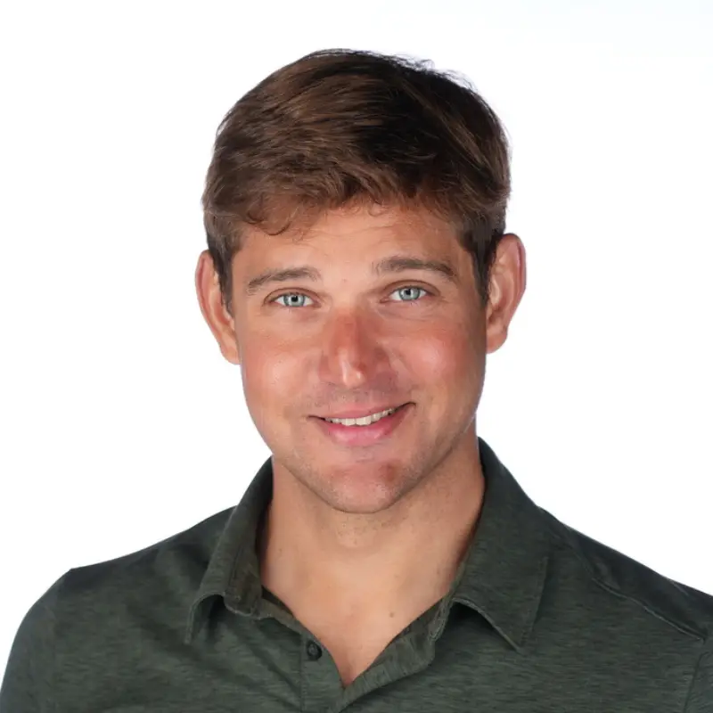 Headshot of Justin Hahn