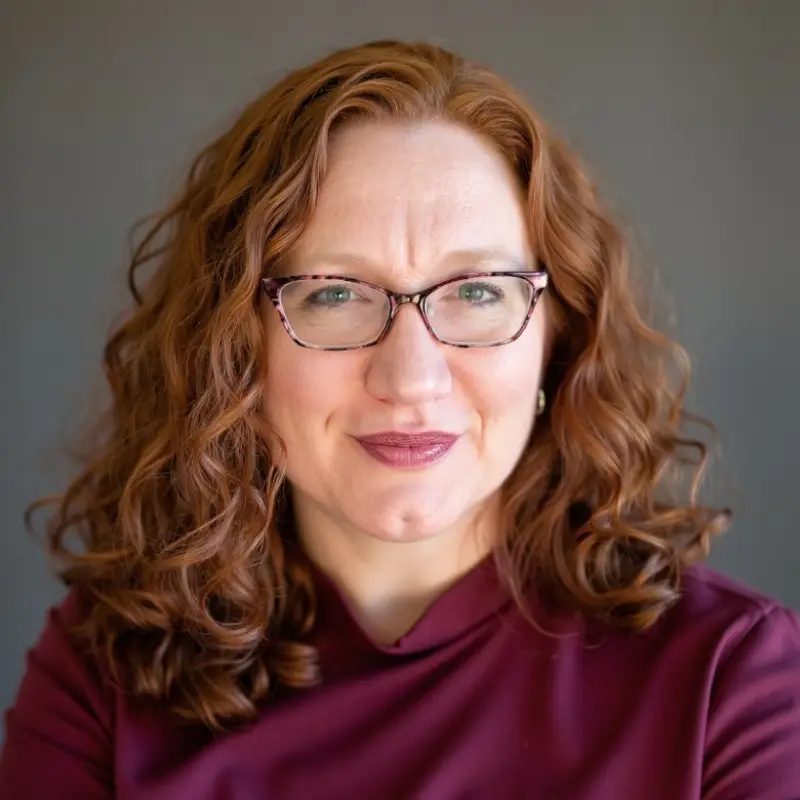 Headshot of Sarah Valerio