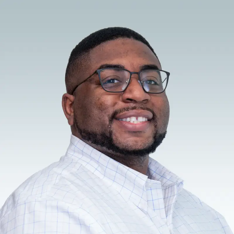 Headshot of Robert Campbell