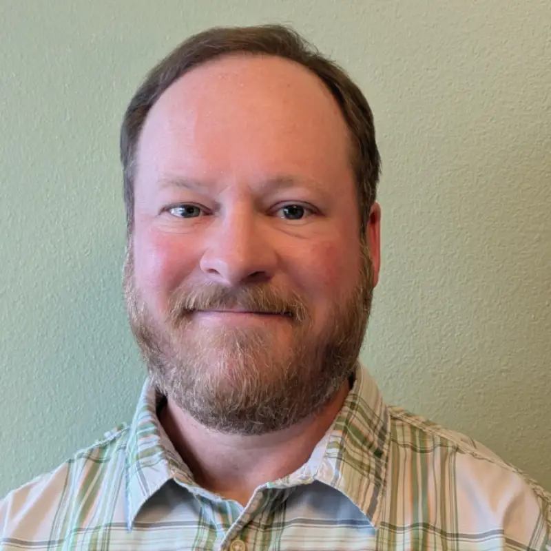 Headshot of Chad Houchin