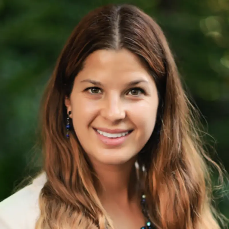 Headshot of Veronica Felstad
