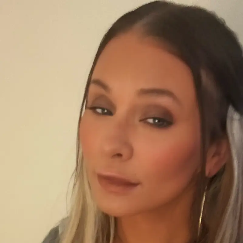 Headsh of Sophia Bianca