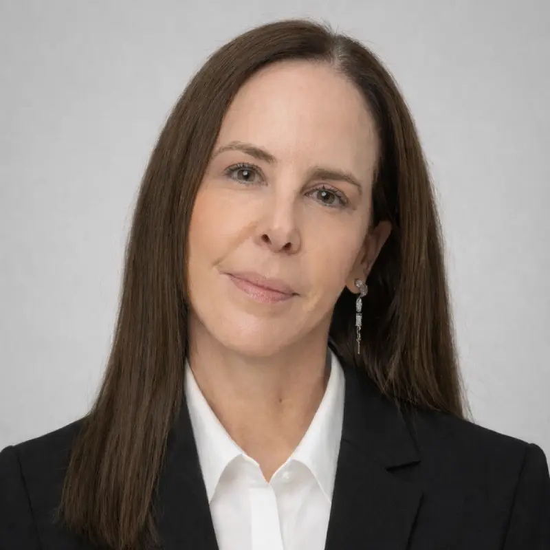 Headshot of Rachel Kaufman