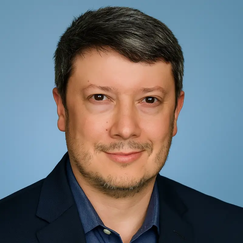 Headshot of Jeremy Bolton