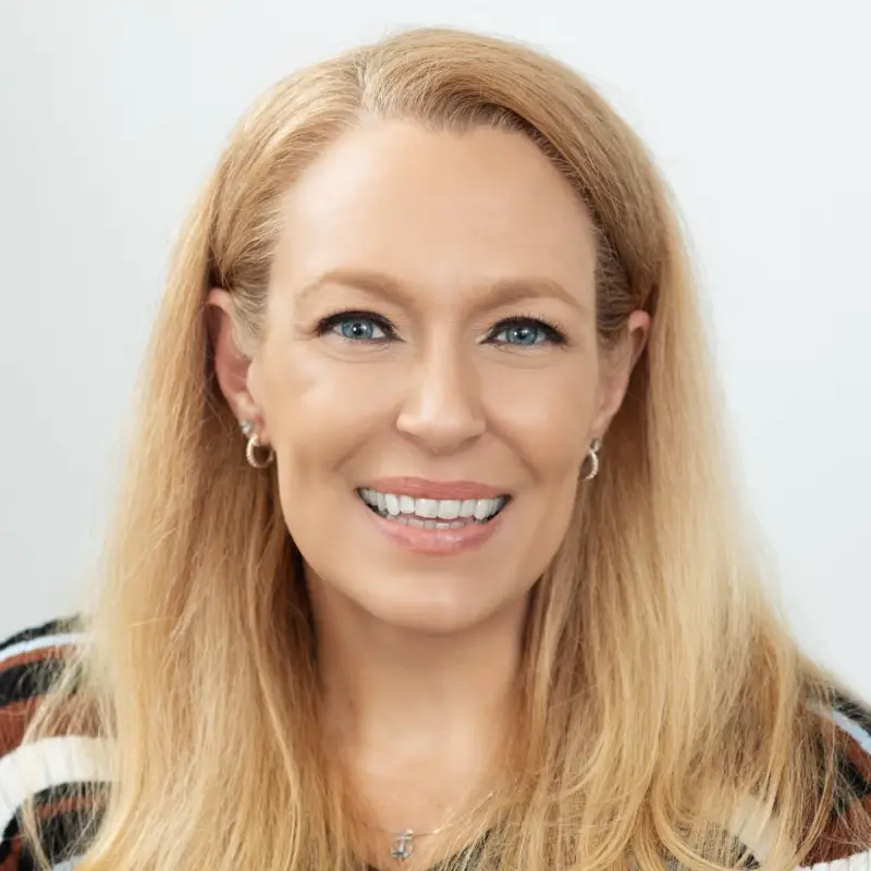 Headshot of Jessica Belo