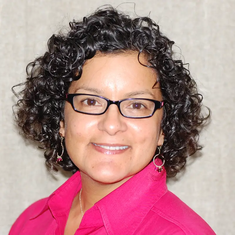 Headshot of Janet Vivero