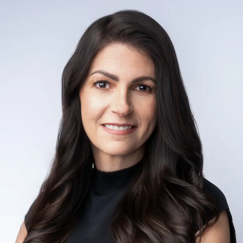 Headshot of Rachel Gingold