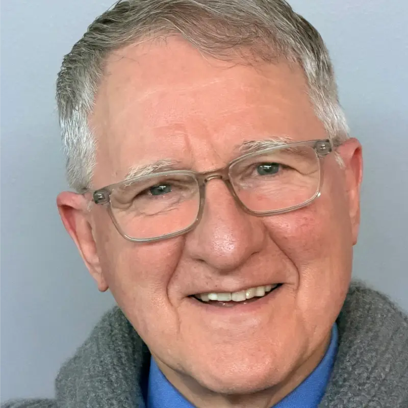 Headshot of Kenneth Downing