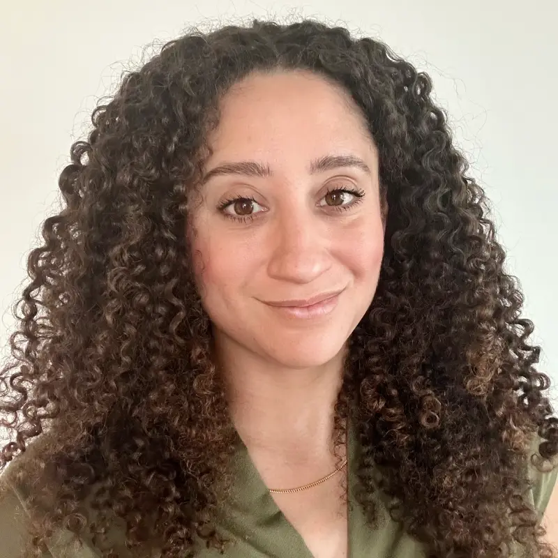 Headshot of Michaela Mozley