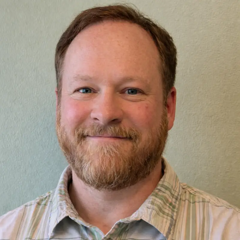 Headshot of Chad Houchin