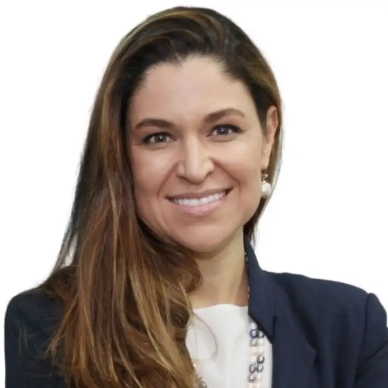 Headshot of Fernanda Lucchese