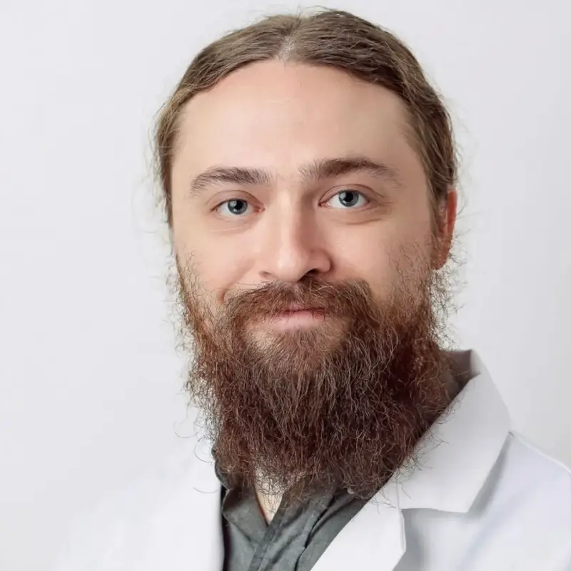 Headshot of Nathan Strickland