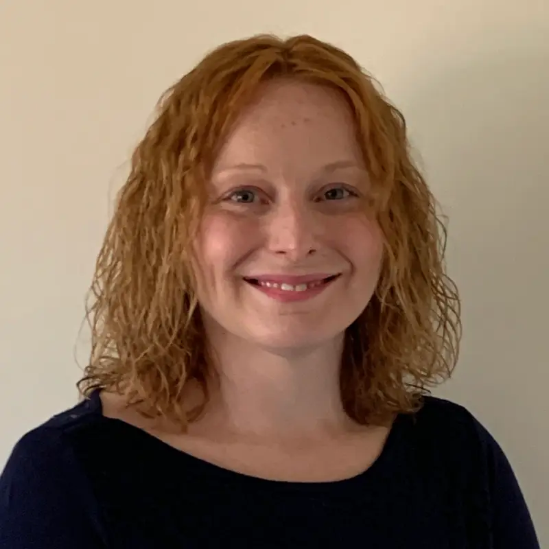 Headshot of Jocelyn Thomann