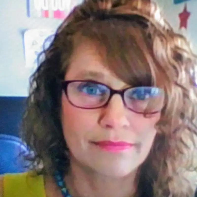 Headshot of Robyn Dunning