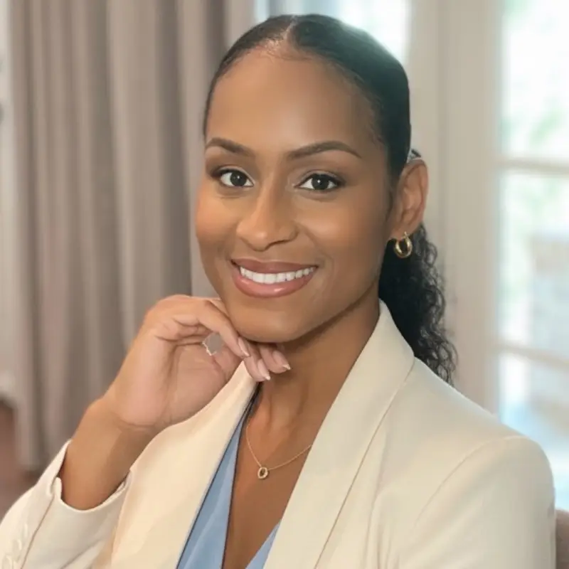 Headshot of Crystal Hill