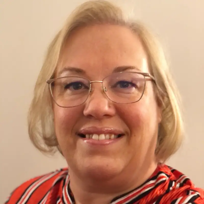 Headshot of Kimberly Richter