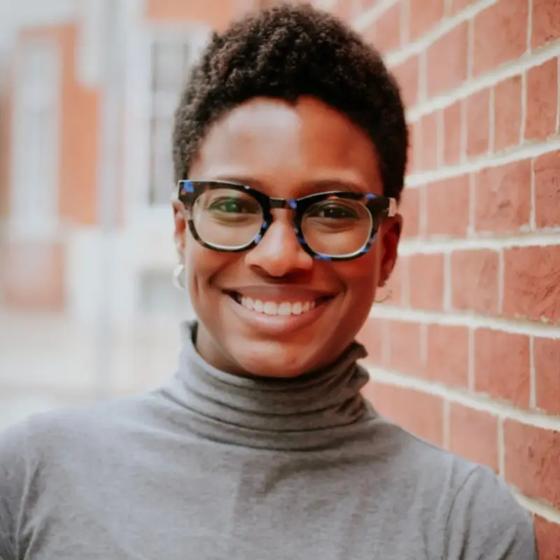 Headshot of Kourtney Bennett