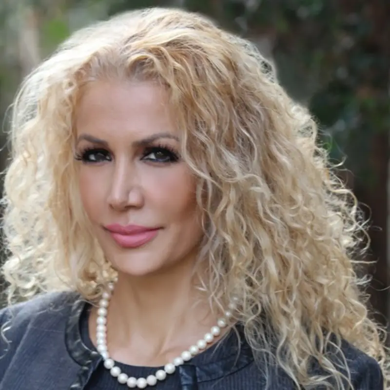 Headshot of Shani Habibi