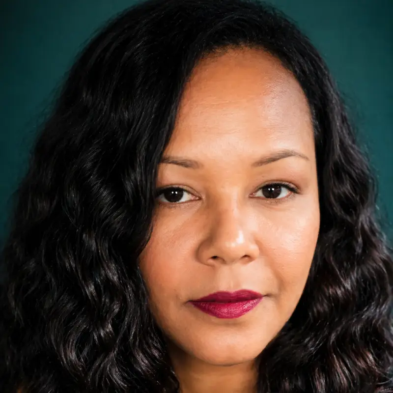 Headshot of Candice Ebbesen