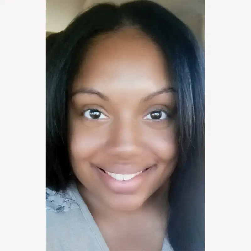 Headshot of Alexis Johnson