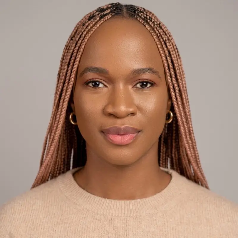 Headshot of Foyinsola Bademosi