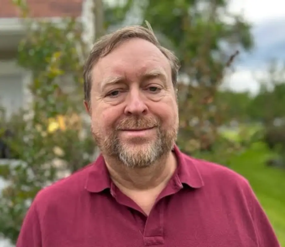Headshot of Robert Nuenke