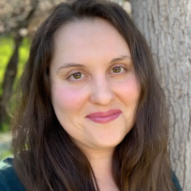 Headshot of Elena Baikova