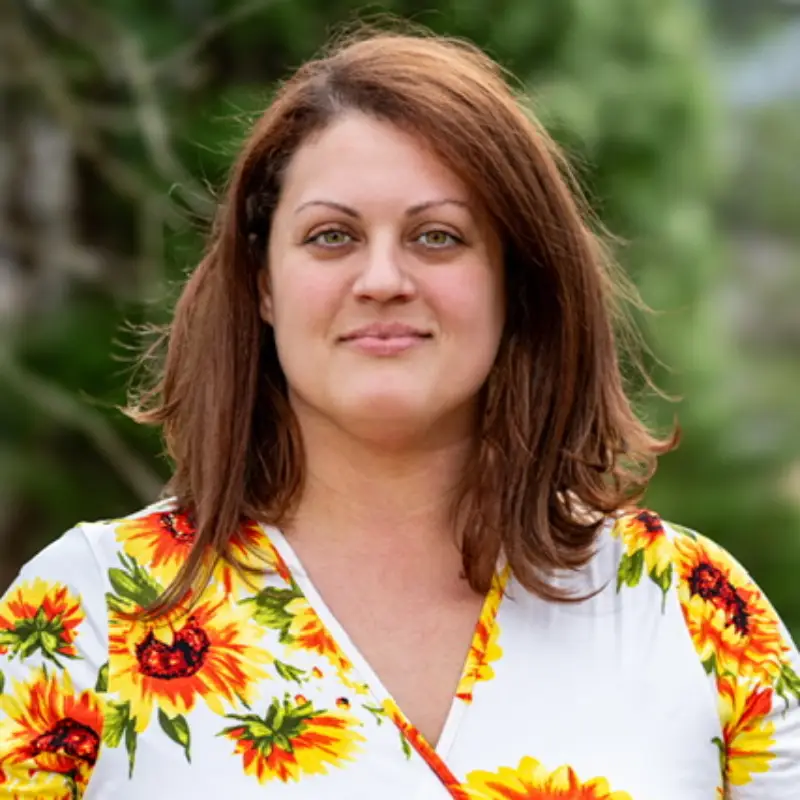 Headshot of Kacie Alvey