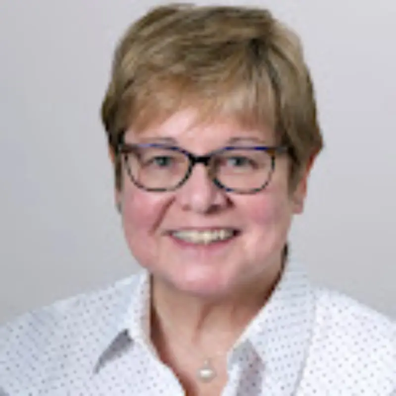 Headshot of Colleen O Brien