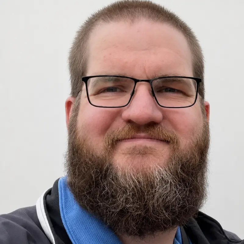 Headshot of Steve Hawley