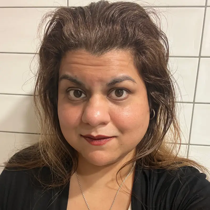 Headshot of Maureen Khan
