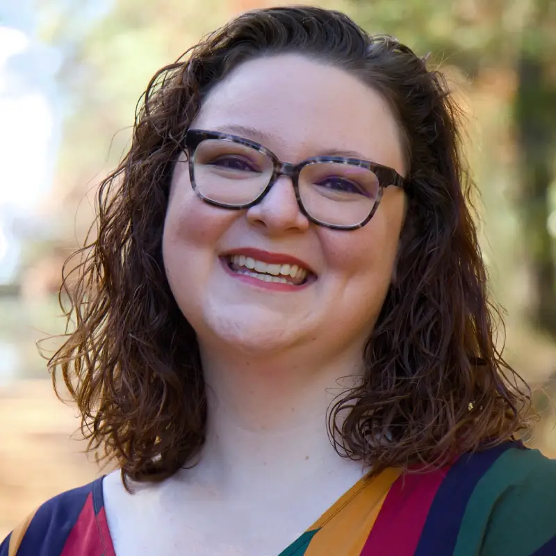 Headshot of Lauren Butler