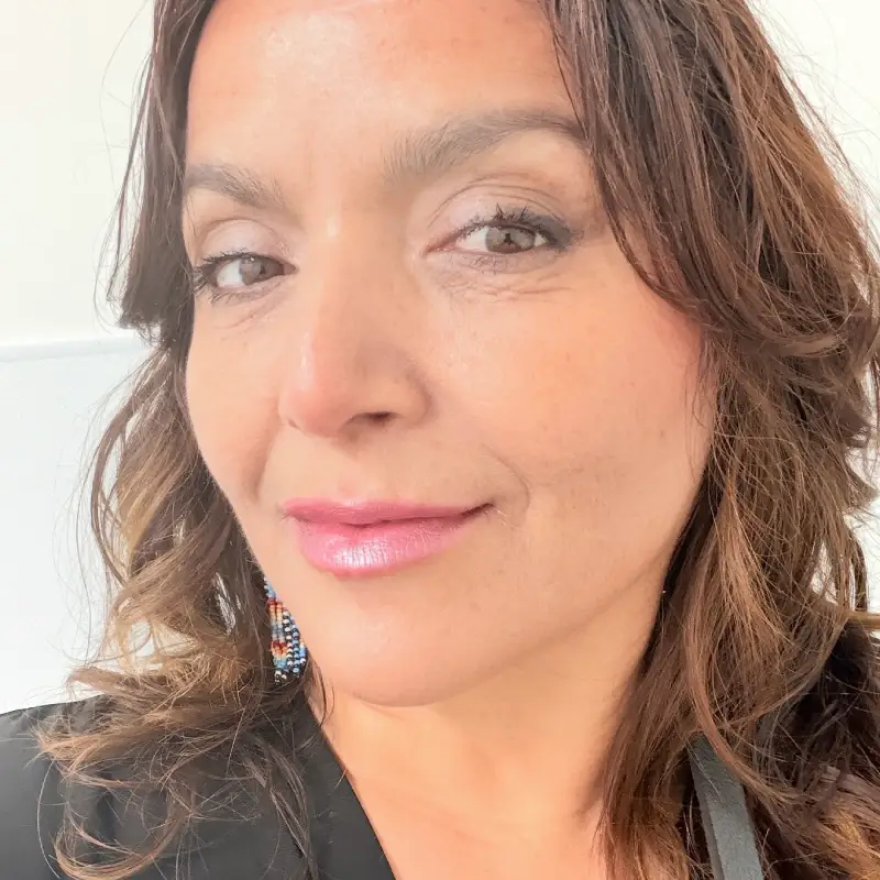 Headshot of Mary Entezar