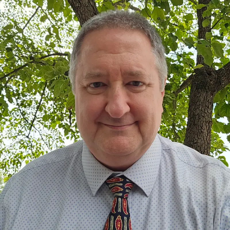 Headshot of Michael Farina