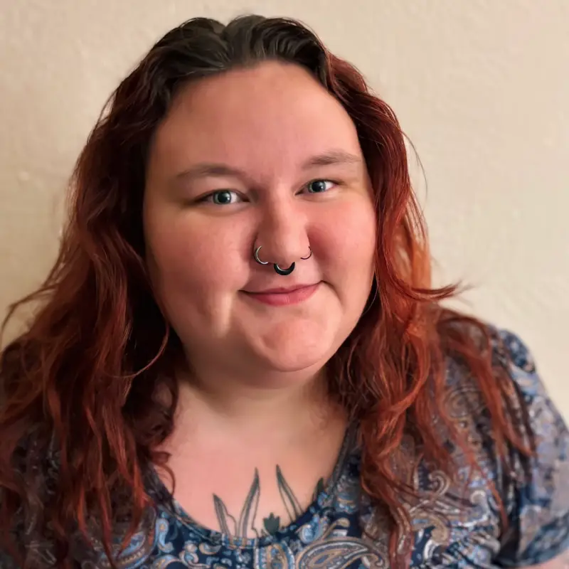 Headshot of Haley Roberts 