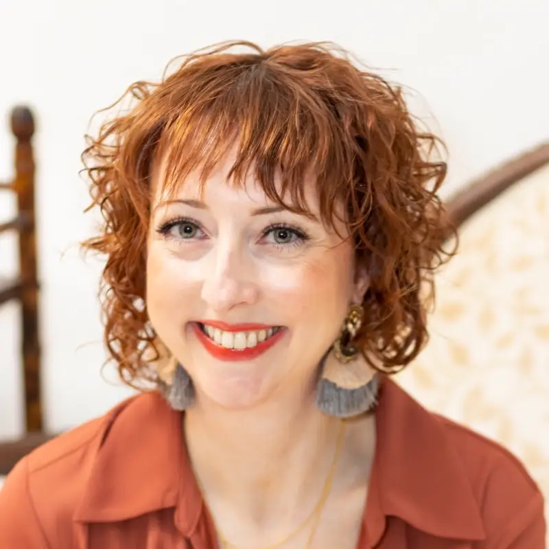 Headshot of Sally Riggs