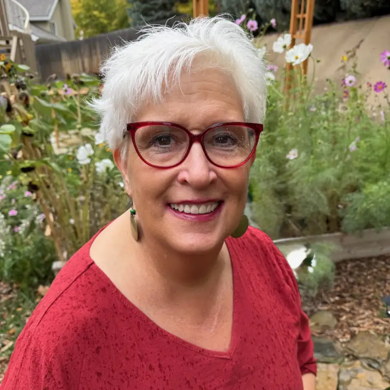 Headshot of Laura Duncan