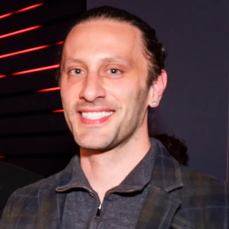 Headshot of Stephen DeChiaro
