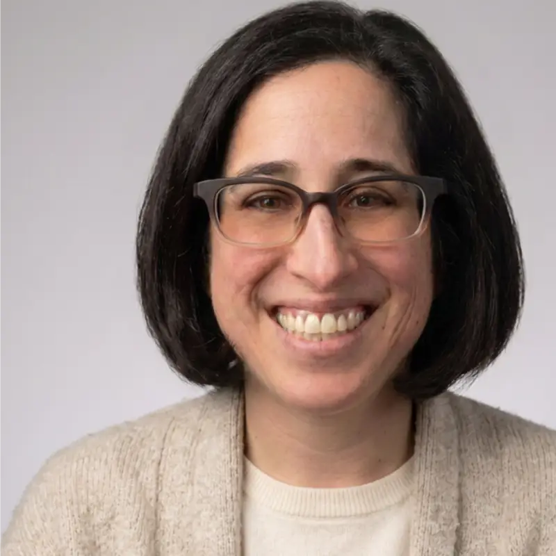 Headshot of Miriam Stoll