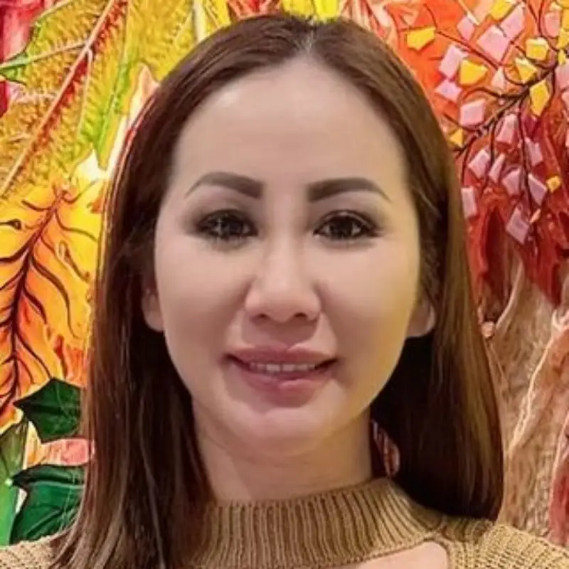 Headshot of Cam Nguyen