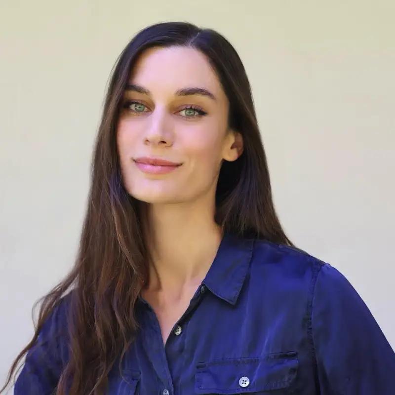 Headshot of Nicole Renee Grinsell