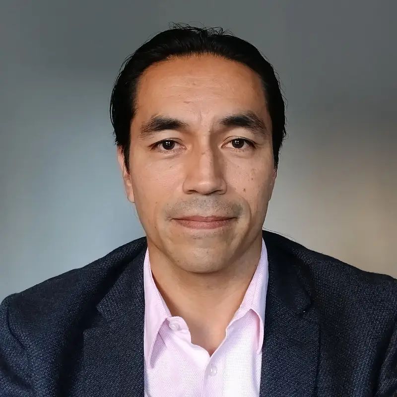 Headshot of Marcel Flores