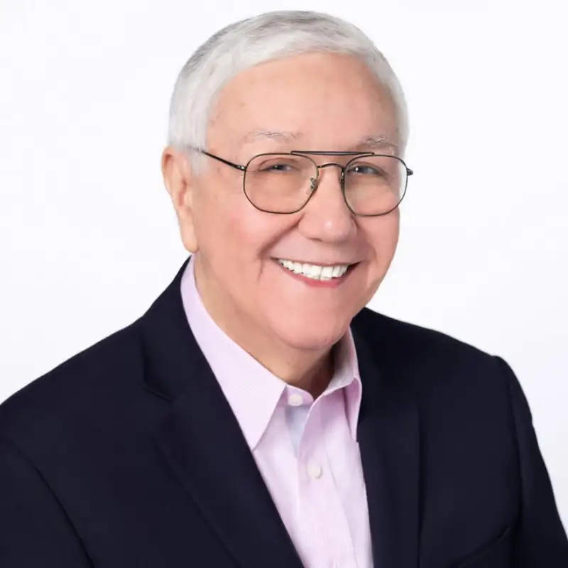 Headshot of Gilberto Pagan