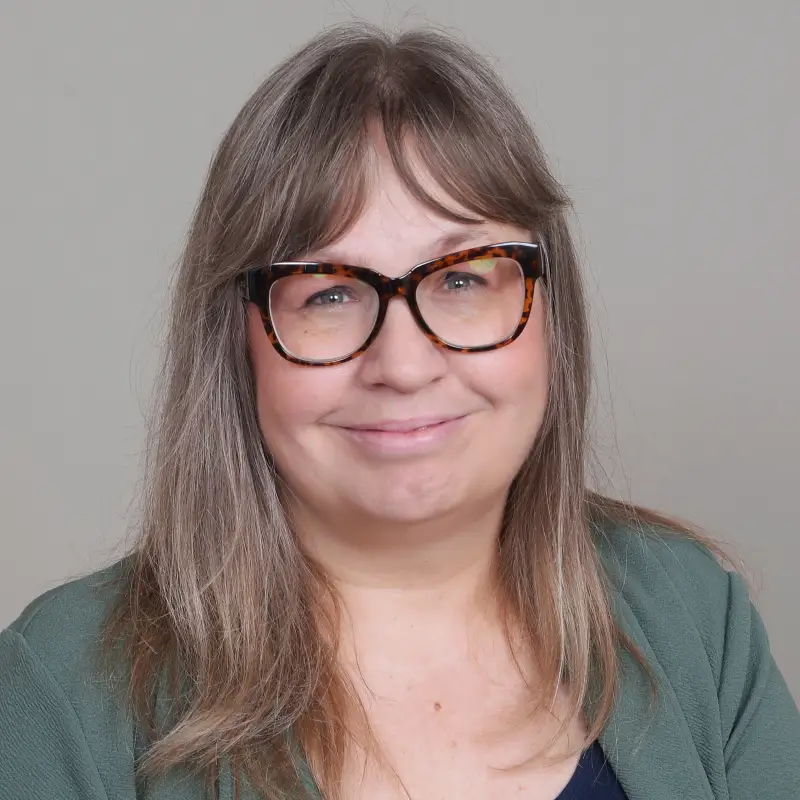 Headshot of Amy Thomas