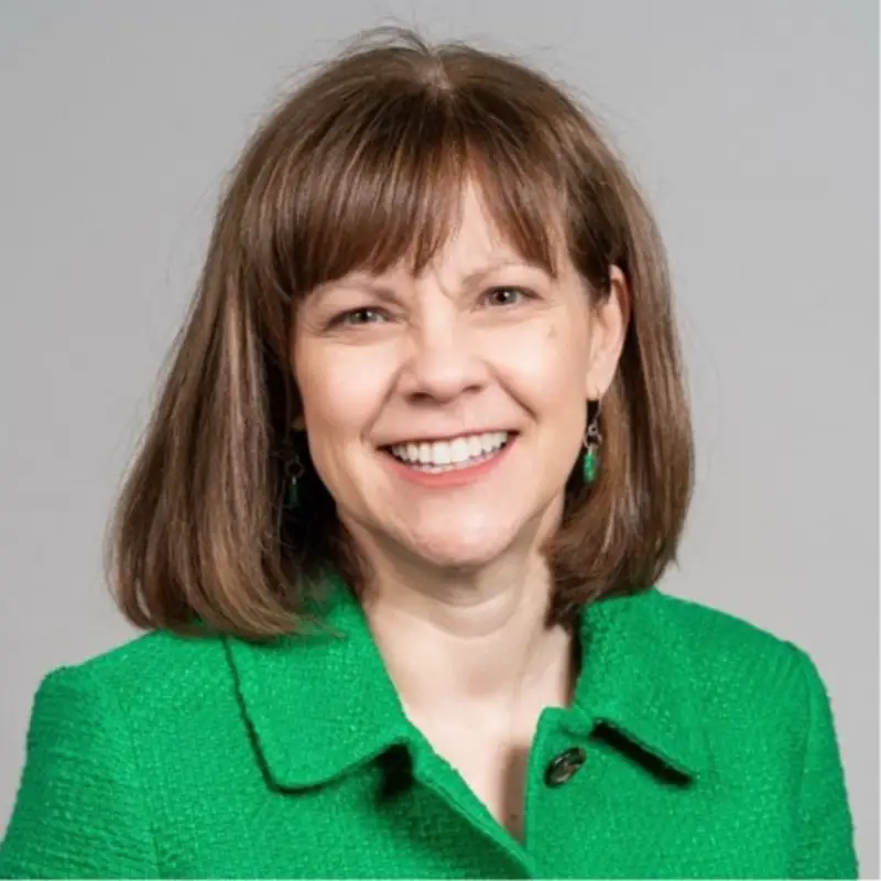 Headshot of Melinda Stoops
